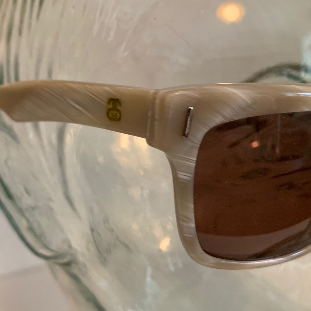 Stussy Beige Sunglasses with Dark Lenses - Picture 2 of 10